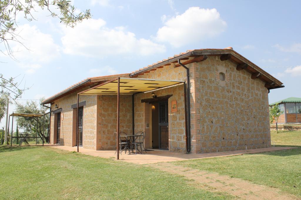 Agriturismo Nociquerceto Tarano Habitación foto