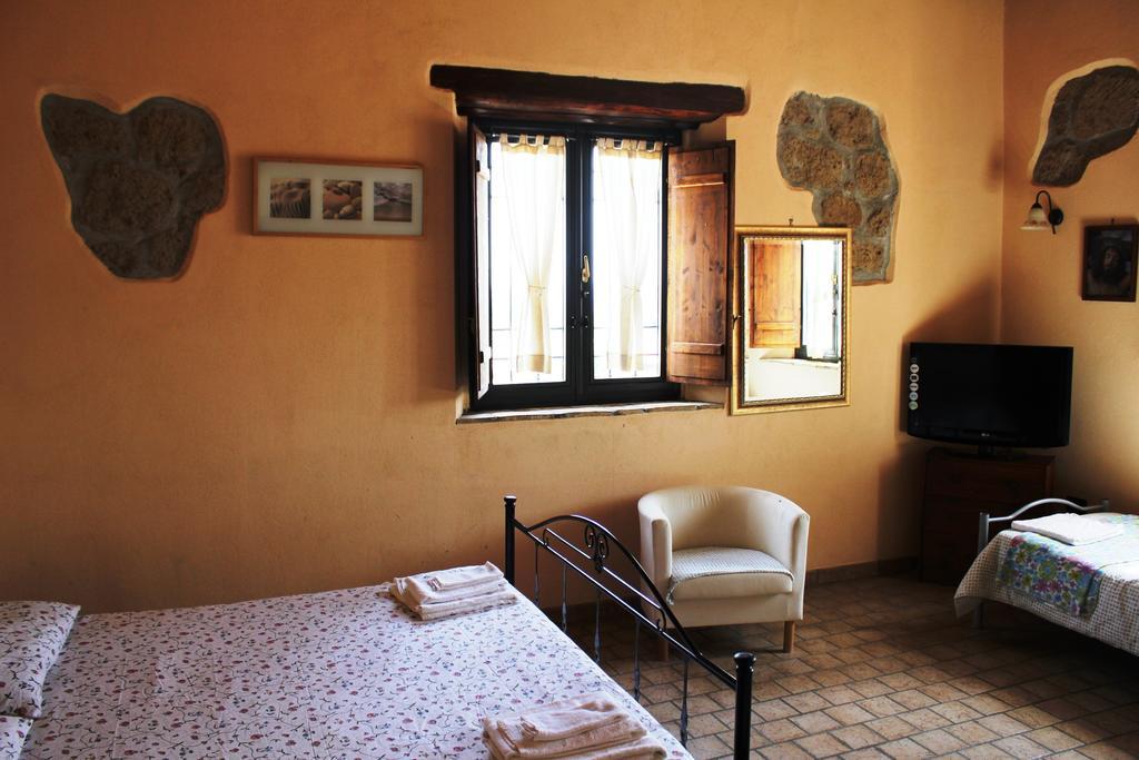Agriturismo Nociquerceto Tarano Habitación foto