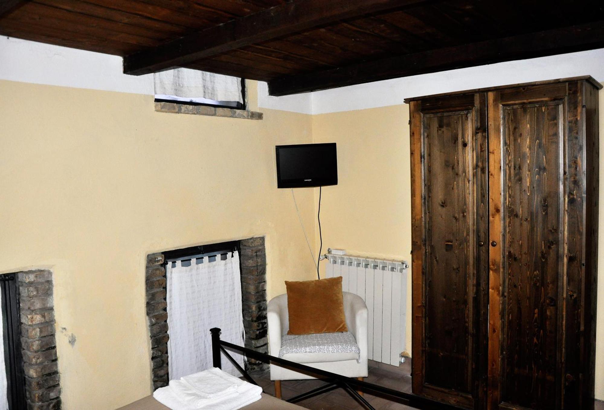 Agriturismo Nociquerceto Tarano Habitación foto