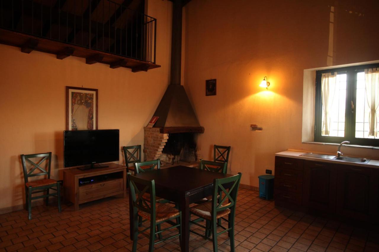 Agriturismo Nociquerceto Tarano Habitación foto